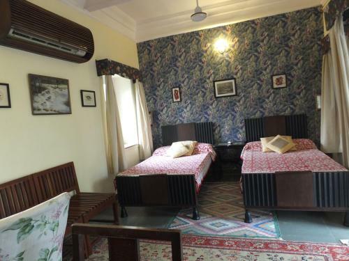 Hotel Udai Bilas Palace