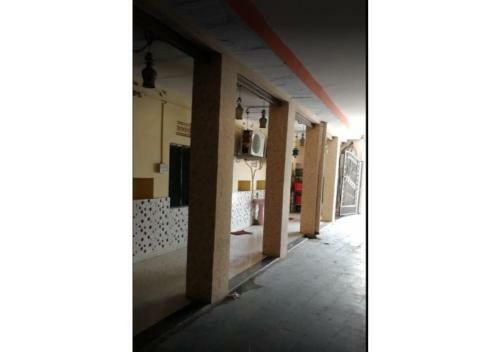 Hotel Well Furnished Rooms In Pushkar