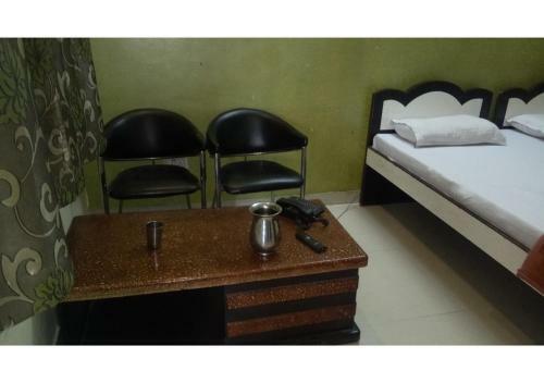 Hotel Well Furnished Rooms In Pushkar