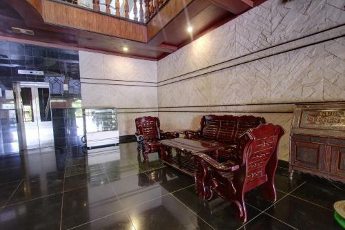 Spot On 33415 Hotel Oriental Towers