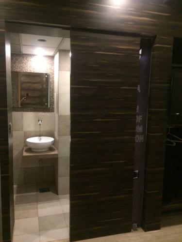 Hotel Silver Sands Beach Resort