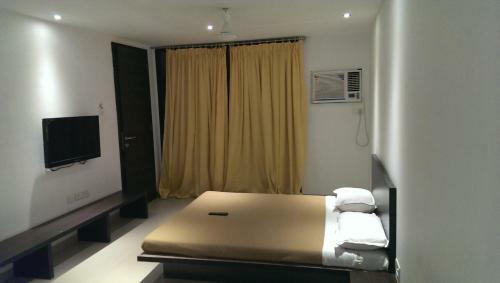 Hotel Silver Sands Beach Resort