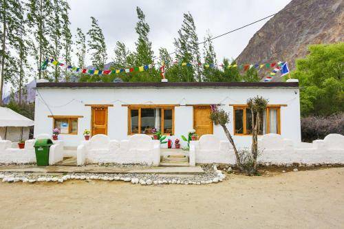 Bed & Breakfast Oyo 40829 Alpenglow Camp