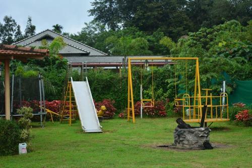 Hotel The Yellow Bamboo Resort & Spa