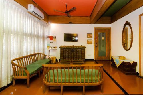 Hotel Modi's Resort Karjat