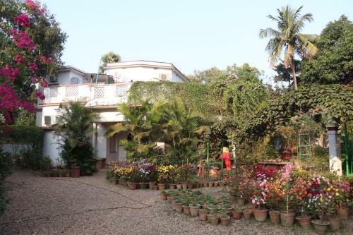 Bed & Breakfast Saptarshi Bungalow