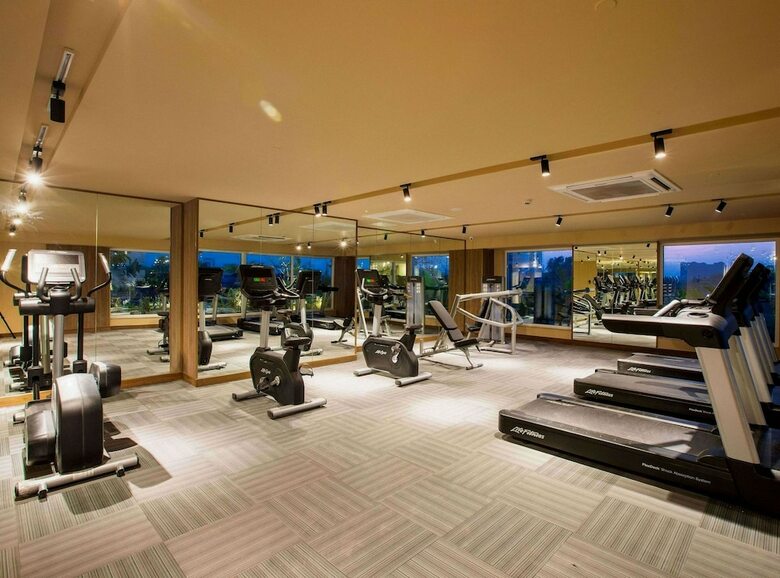 Hotel Lemon Tree Premier City Center Pune