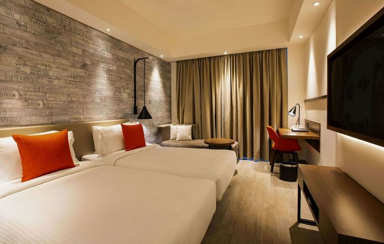 Hotel Lemon Tree Premier City Center Pune