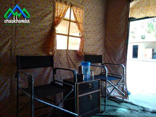 Hotel Chaukhamba Camps & Huts