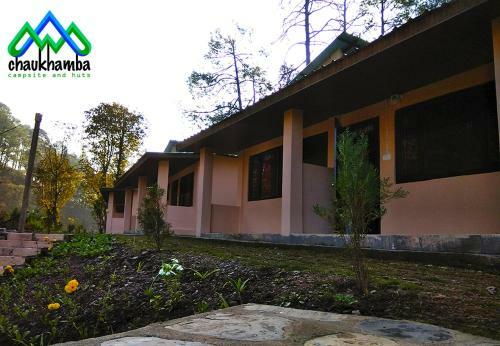 Hotel Chaukhamba Camps & Huts