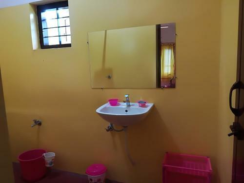 Hotel Sukriti Beach Resort