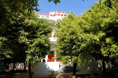 Hotel Green Heaven Resort