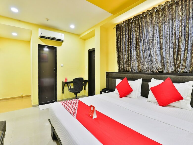 Oyo 14549 Hotel Lotus Residency
