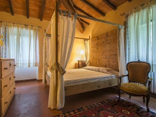 Grezzano Villa Sleeps 14 Pool Wifi