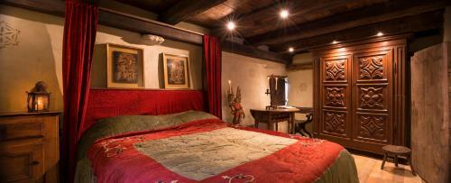 Hostal Confr�rie Du Moyen �ge