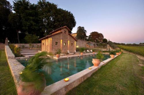 Ponte A Bozzone Villa Sleeps 15 Pool Air Con Wifi