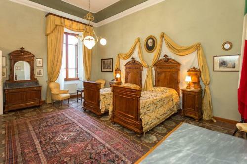 Ponte A Bozzone Villa Sleeps 15 Pool Air Con Wifi
