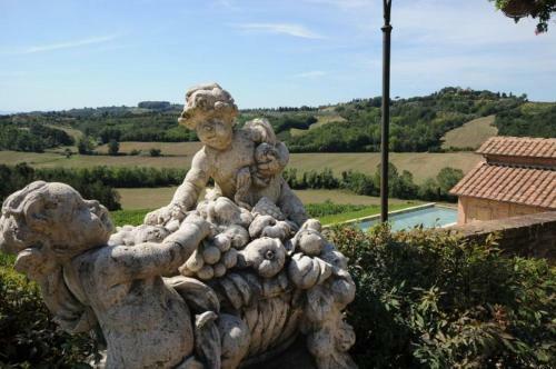 Ponte A Bozzone Villa Sleeps 15 Pool Air Con Wifi