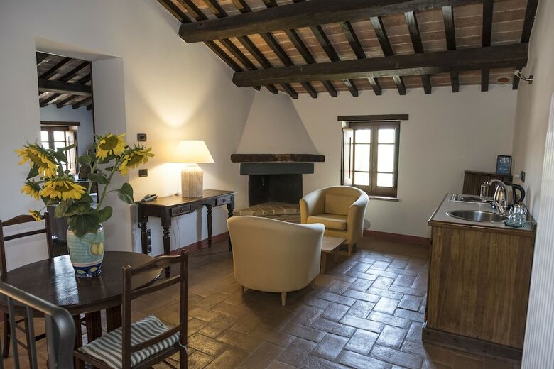 Agroturismo Castello Monticelli