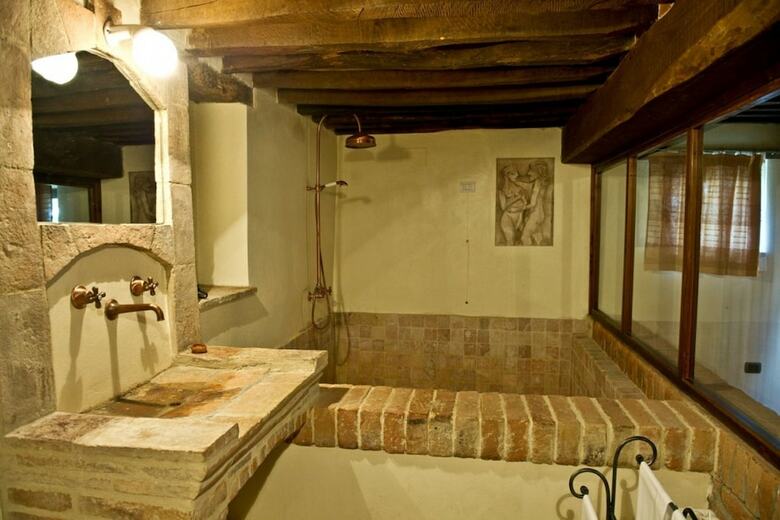 Agroturismo Castello Monticelli