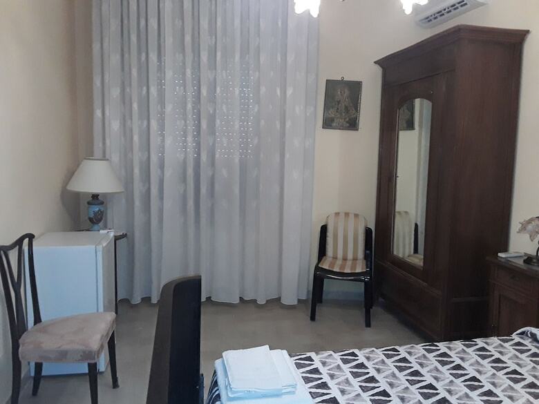 Hostal Elimo Affittacamere Di Scardino Leonardo
