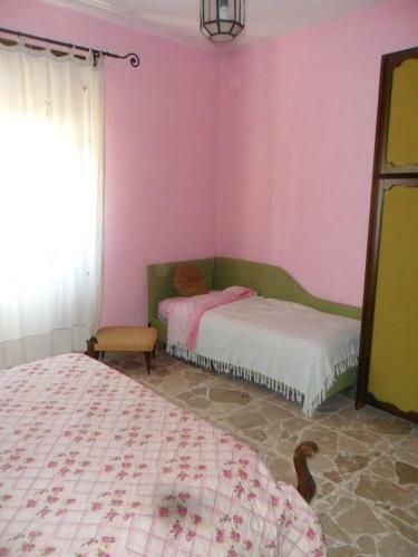 B&B Pinkhouse