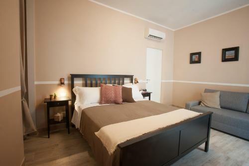 Hostal 6th Land - Rent Rooms Affittacamere