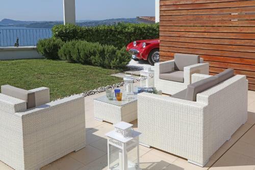 Villa Albachiara, Private Luxury Villa With Private Pool And Lake View