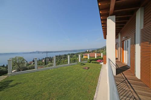 Villa Albachiara, Private Luxury Villa With Private Pool And Lake View