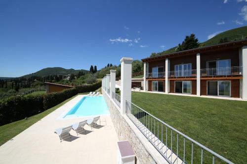 Villa Albachiara, Private Luxury Villa With Private Pool And Lake View