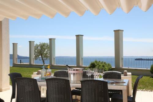 Villa Albachiara, Private Luxury Villa With Private Pool And Lake View