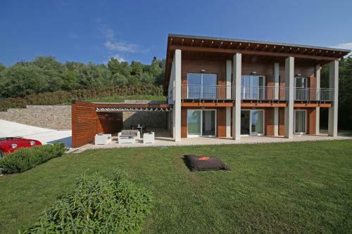 Villa Albachiara, Private Luxury Villa With Private Pool And Lake View