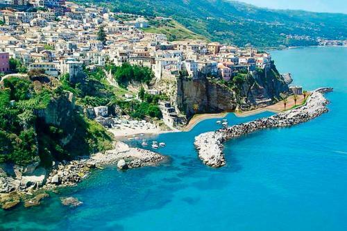 Apartamento Italian Charm, Modern Elegance In Pizzo