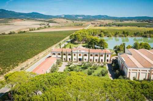 Agroturismo Tenuta Rocca Di Montemassi