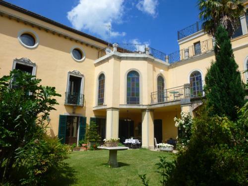 Bed & Breakfast Villa Hortensia Maison D'h�tes
