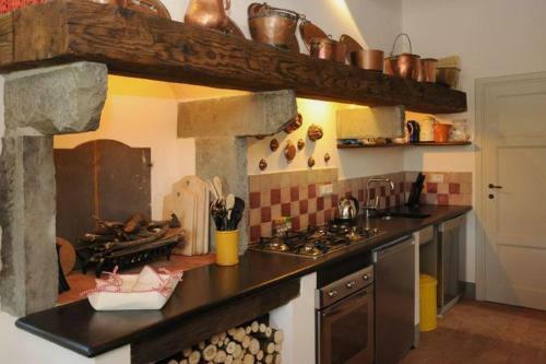 Ponte A Moriano Villa Sleeps 12 Pool Air Con Wifi