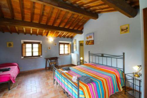 Monte San Savino Villa Sleeps 15 Pool Wifi