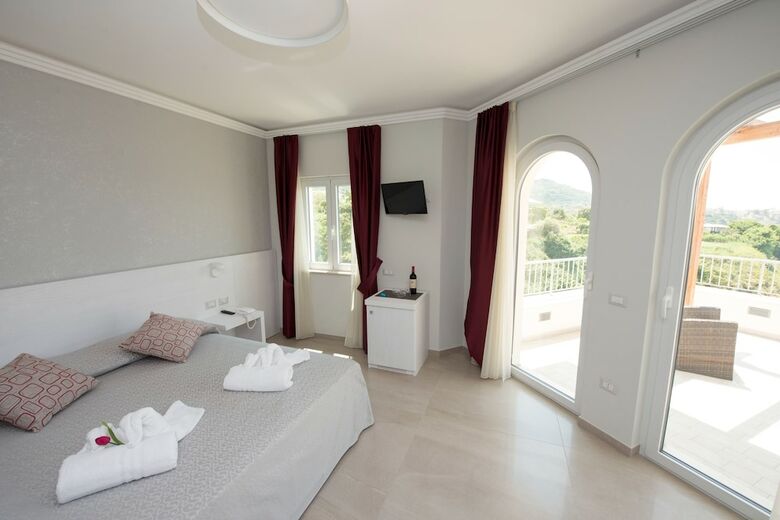 Hostal Borgo Degli Dei - Affittacamere Poseidone