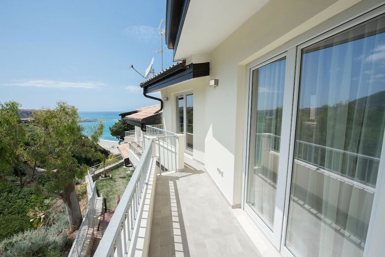 Hostal Borgo Degli Dei - Affittacamere Poseidone