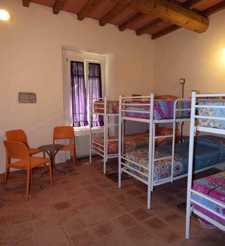 Albergue Ostello Castello Mina Della Scala