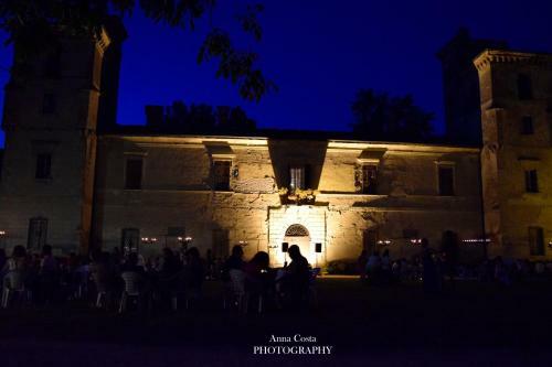 Albergue Ostello Castello Mina Della Scala
