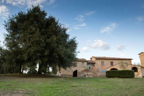 Lilliano Apartment Sleeps 6