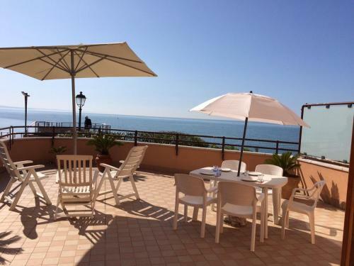 Apartamento Condominio Fortino