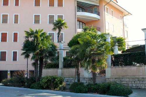 Apartamento Condominio Fortino