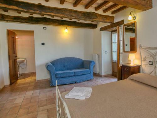 Modern Mansion In Sant'angelo In Vado With Swimming Pool