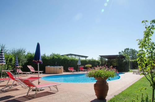 Alberi Villa Sleeps 10 Pool Wifi