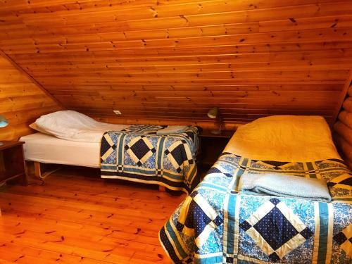 Hostal Brimnes Bungalows