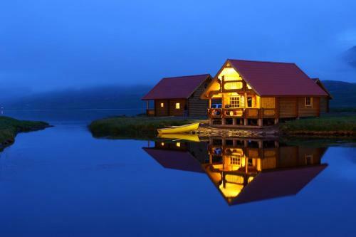 Hostal Brimnes Bungalows