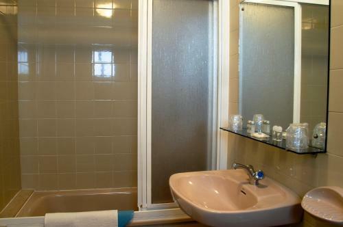 Hostal Pensi�n Residencia J. Lago