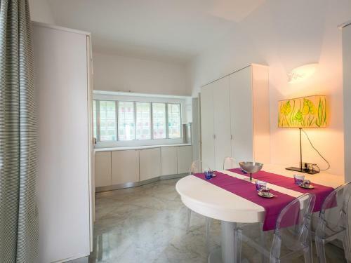 Meina Villa Sleeps 13 Pool Air Con Wifi
